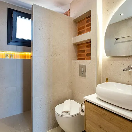 公寓 Emmeli's De Lux 1